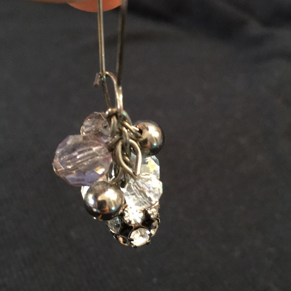 Express Earrings - Picture 3 of 3